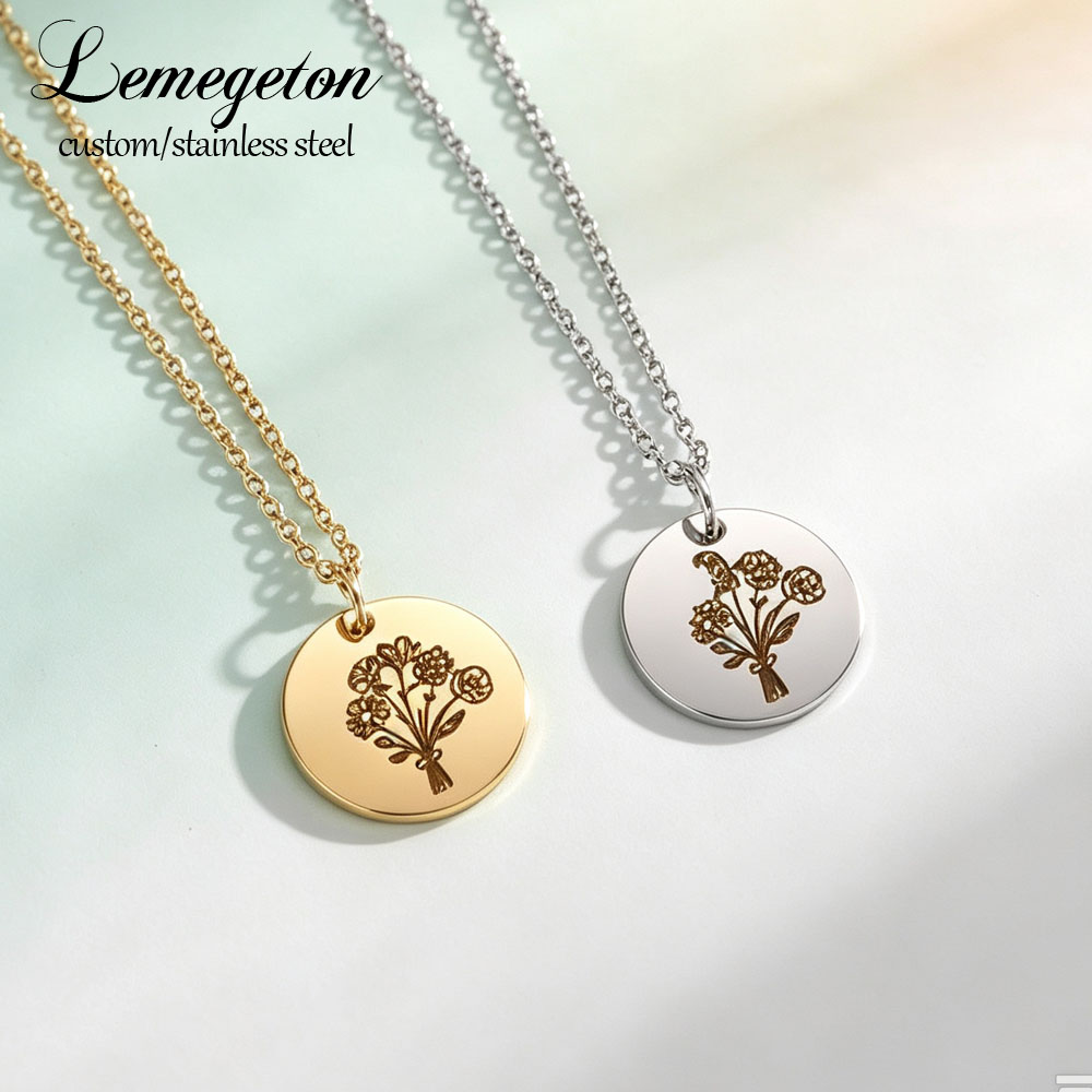 Birth Flower Necklace - قلادة مخصصة على شكل زهرة شهر