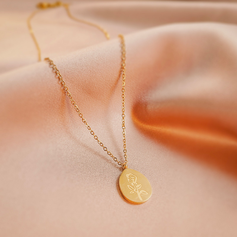 القلائد الفولاذ المقاوم للصدأ  - مراجعة Birth Flower Necklace وسعره